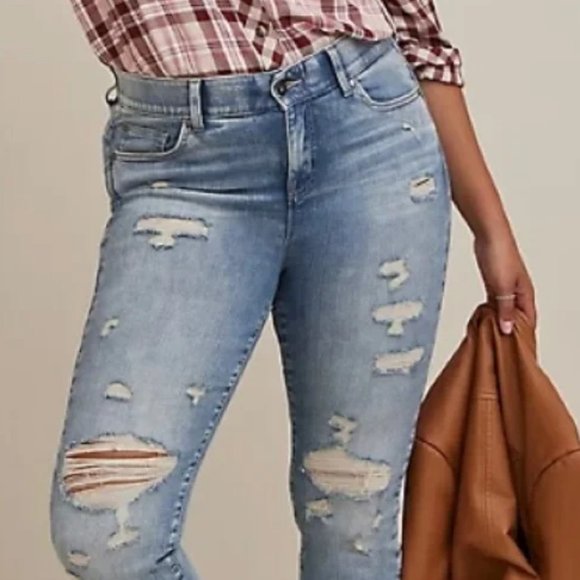 NWT TORRID BOMBSHELL STRAIGHT PREMIUM STRETCH HIGH RISE JEANS - SIZE 18 SHORT - Picture 7 of 10